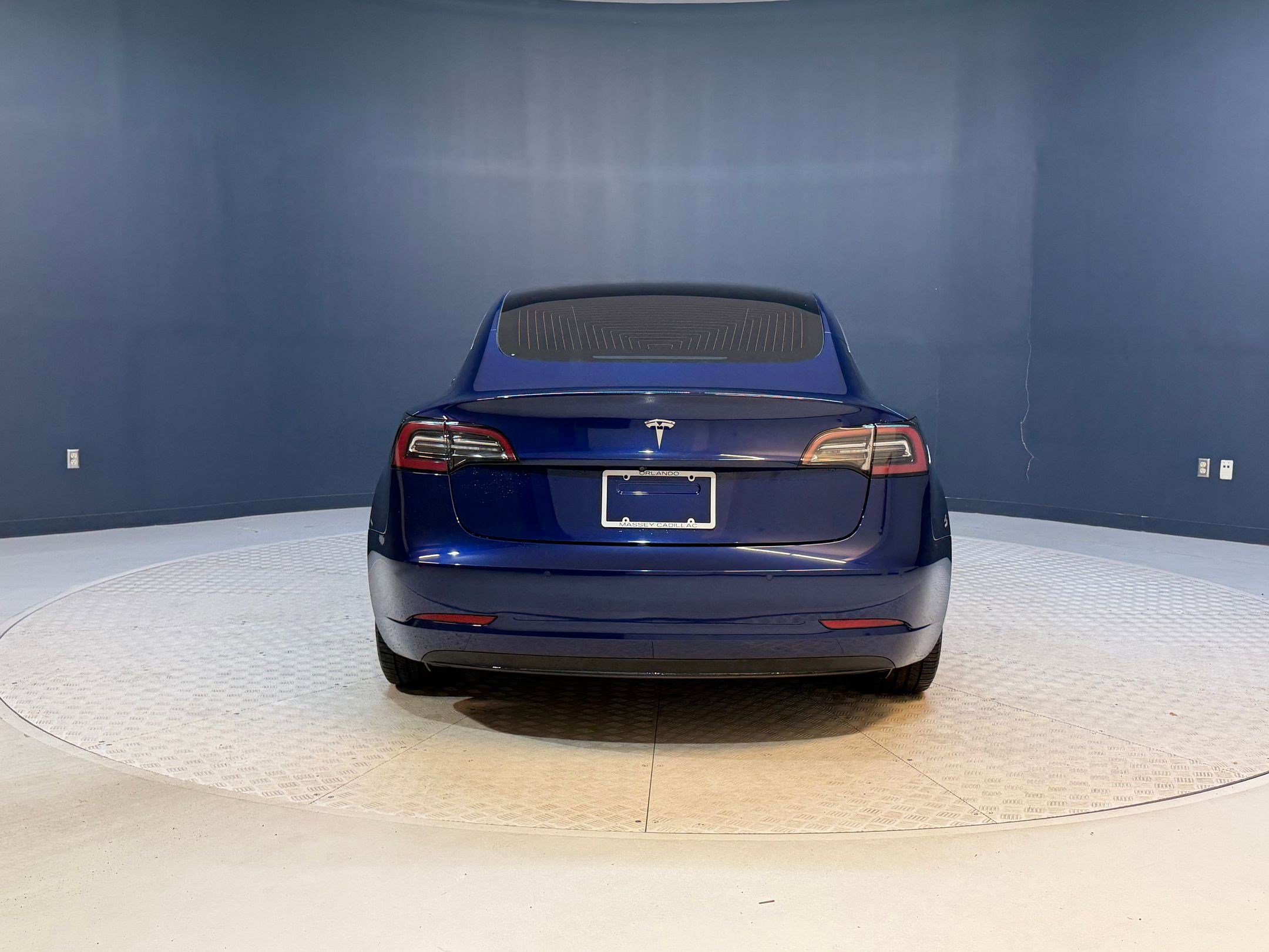 Used 2018 Tesla Model 3 Long Range RWD image 9