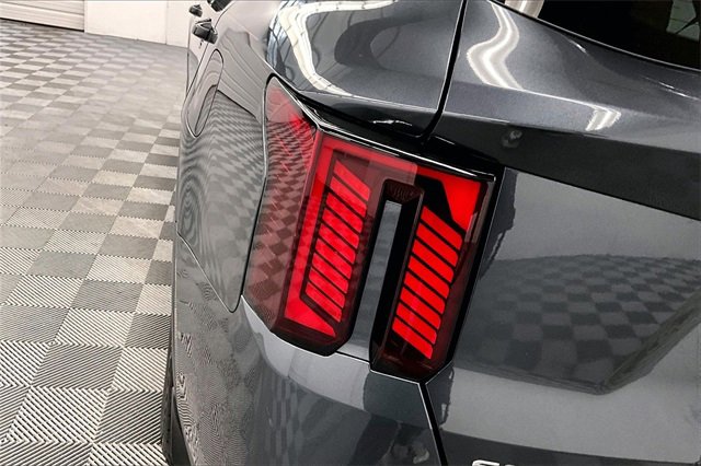 Used 2024 Kia Sorento SX Prestige w/ Olive Brown Leather Package image 33