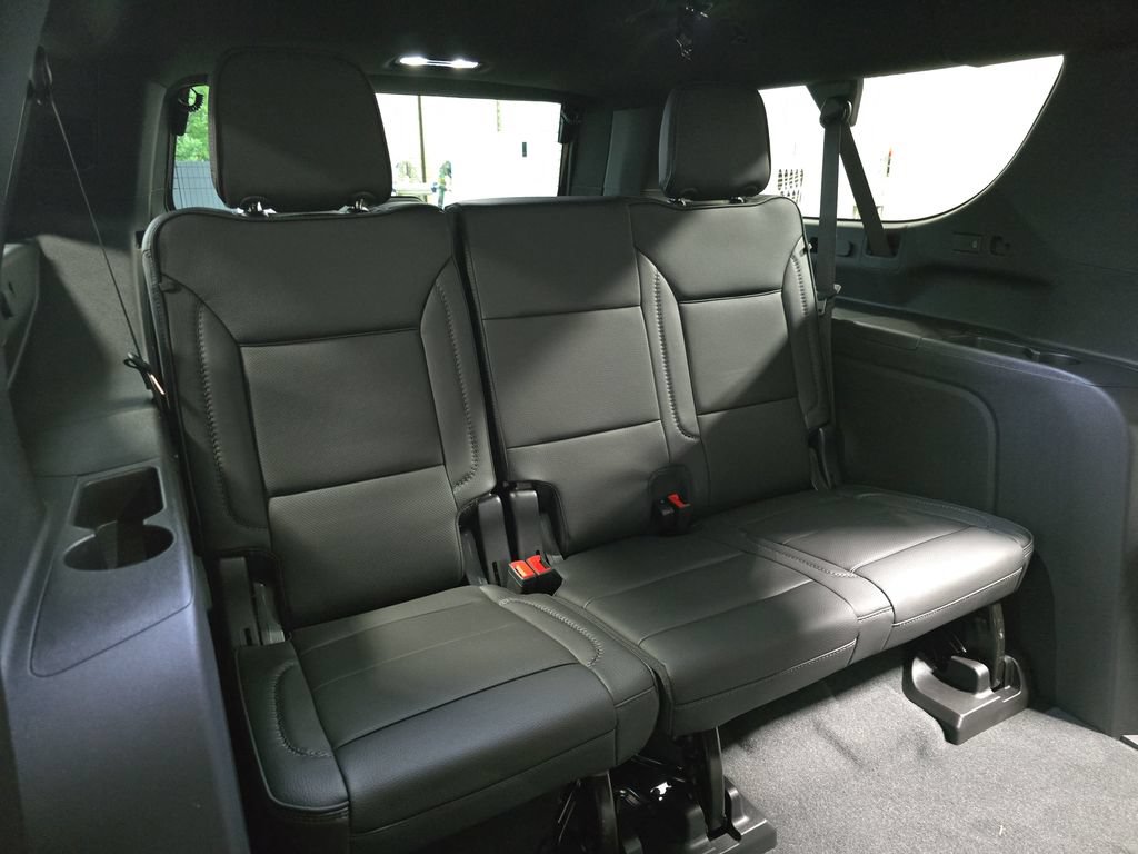 New 2026 GMC Yukon XL Denali w/ Advanced Technology Package AWD/4WD image 12