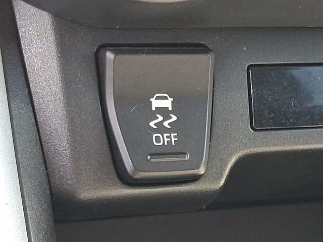 Certified 2023 Toyota RAV4 LE AWD/4WD image 24