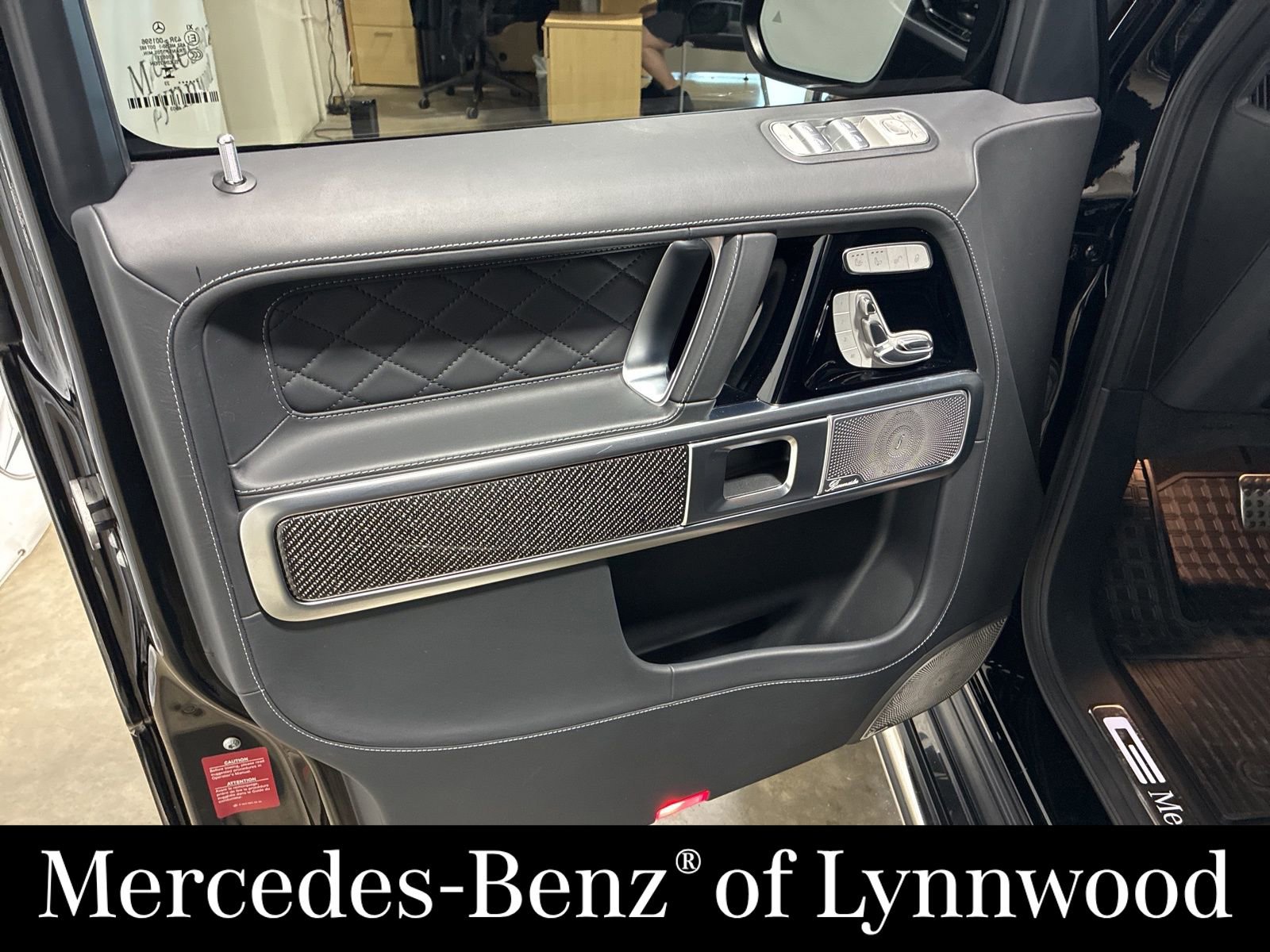 Used 2023 Mercedes-Benz G 550 image 6