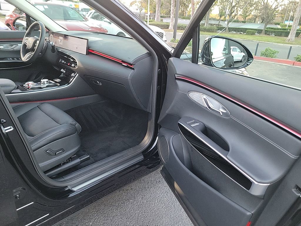 Used 2026 Genesis GV70 2.5T image 36