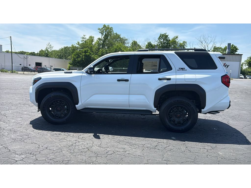 New 2026 Toyota 4Runner TRD Off-Road Premium AWD/4WD image 4