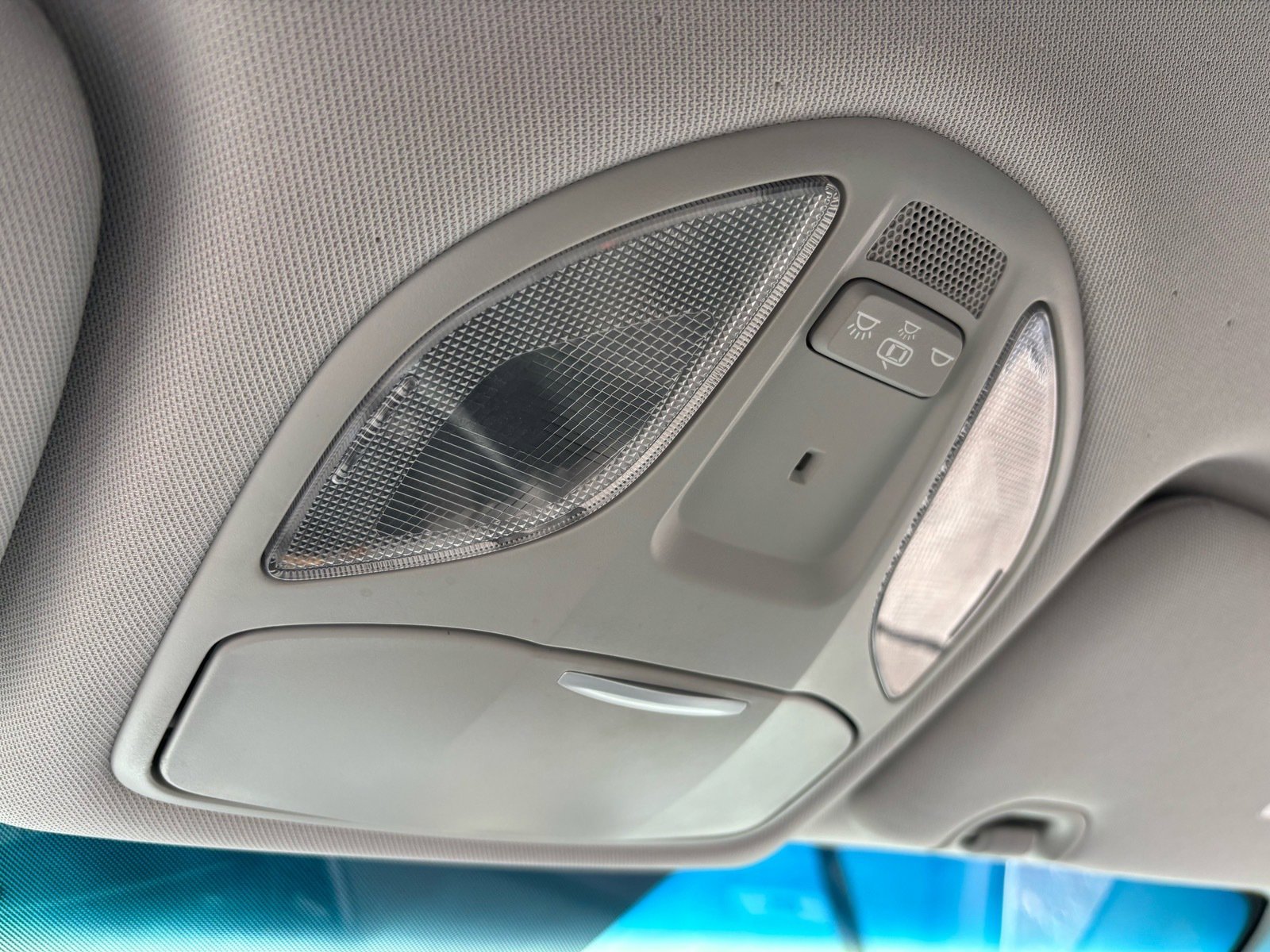 Used 2018 Hyundai Santa Fe Sport image 33