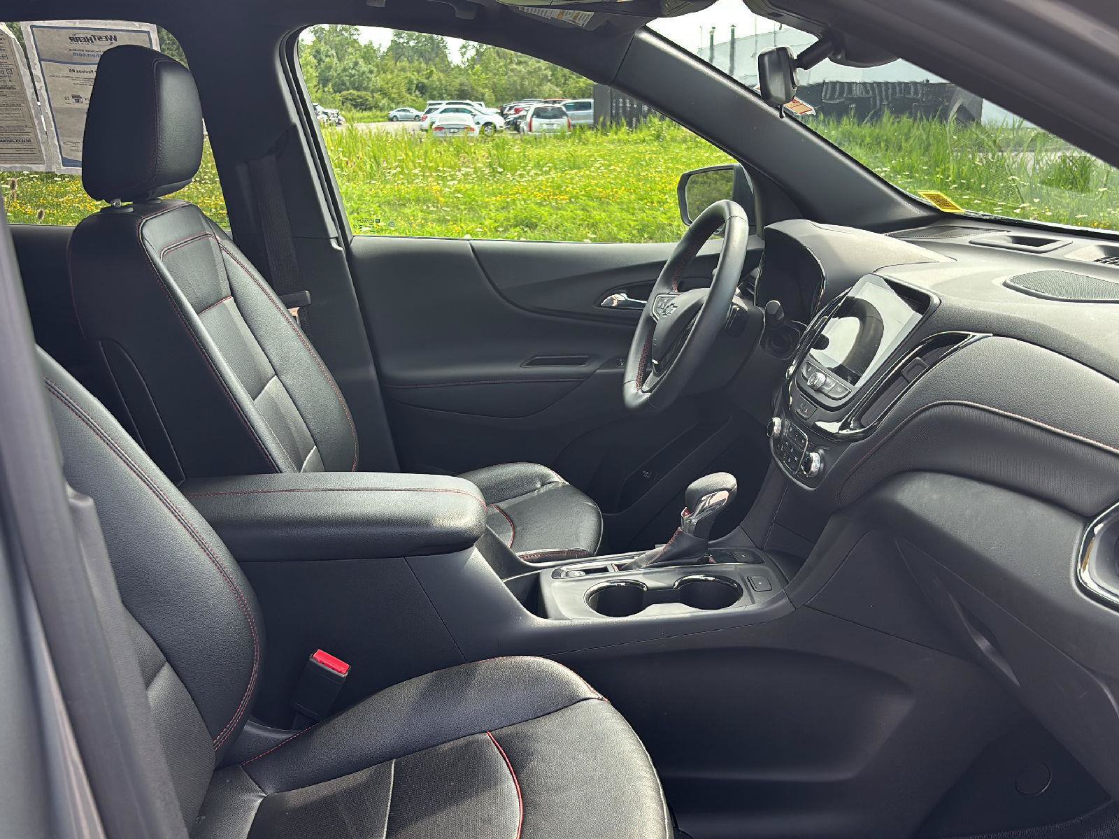 Used 2024 Chevrolet Equinox RS w/ RS Leather Package AWD/4WD image 35