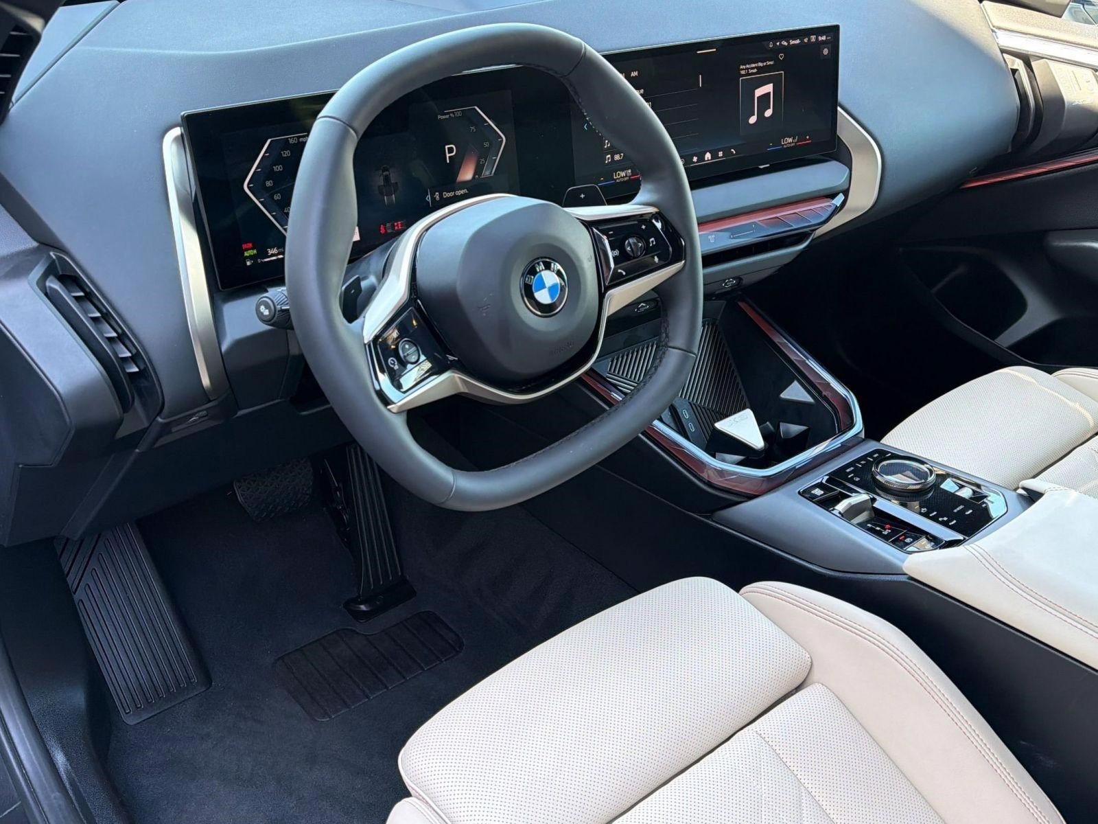 Used 2025 BMW X3 xDrive30i w/ Convenience Package AWD/4WD image 4