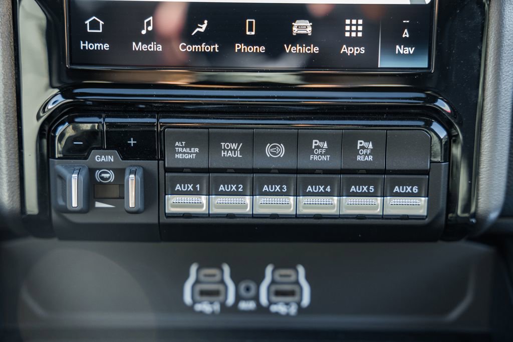 New 2026 RAM 2500 Laramie w/ Night Edition image 25