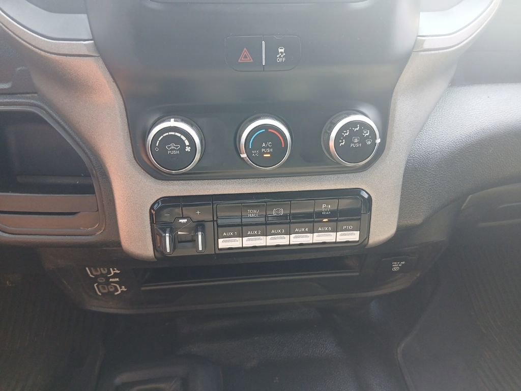 Used 2020 RAM 4500 Tradesman w/ Chrome Appearance Group image 22