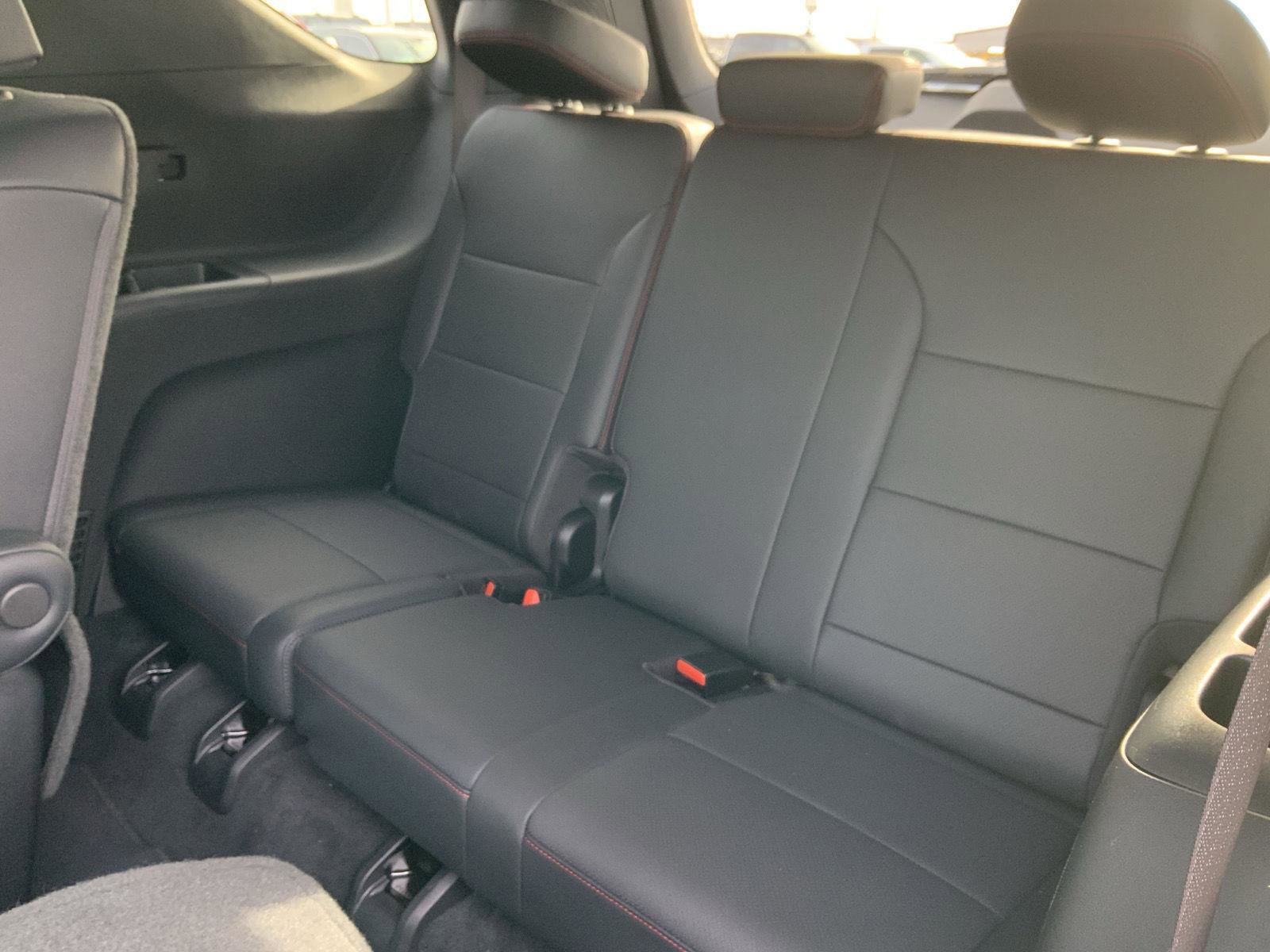 Used 2024 Chevrolet Traverse Z71 w/ Enhanced Driving Package image 62