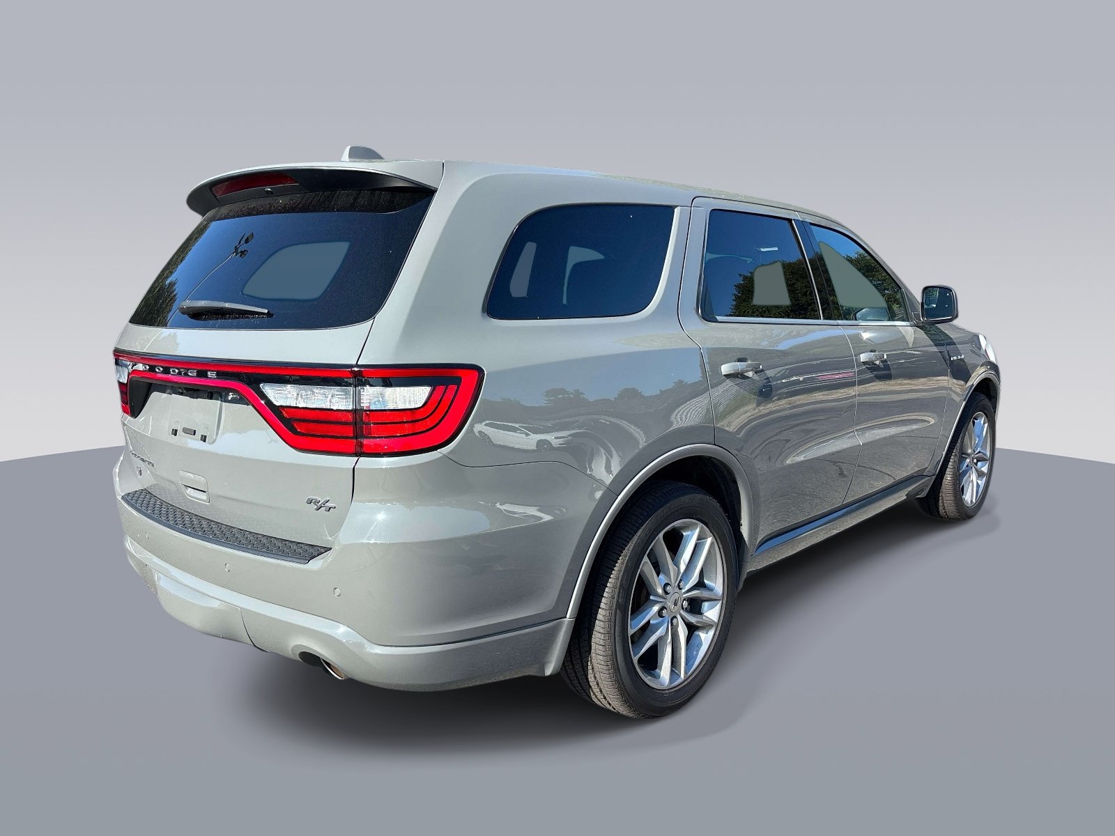 Used 2022 Dodge Durango R/T w/ Trailer Tow Group IV AWD/4WD image 3