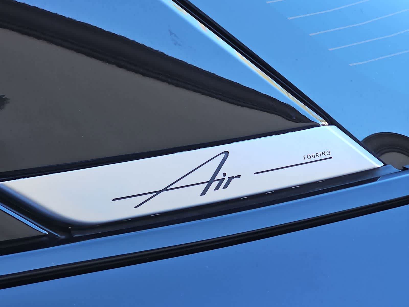 Used 2023 Lucid Air Touring AWD/4WD image 11