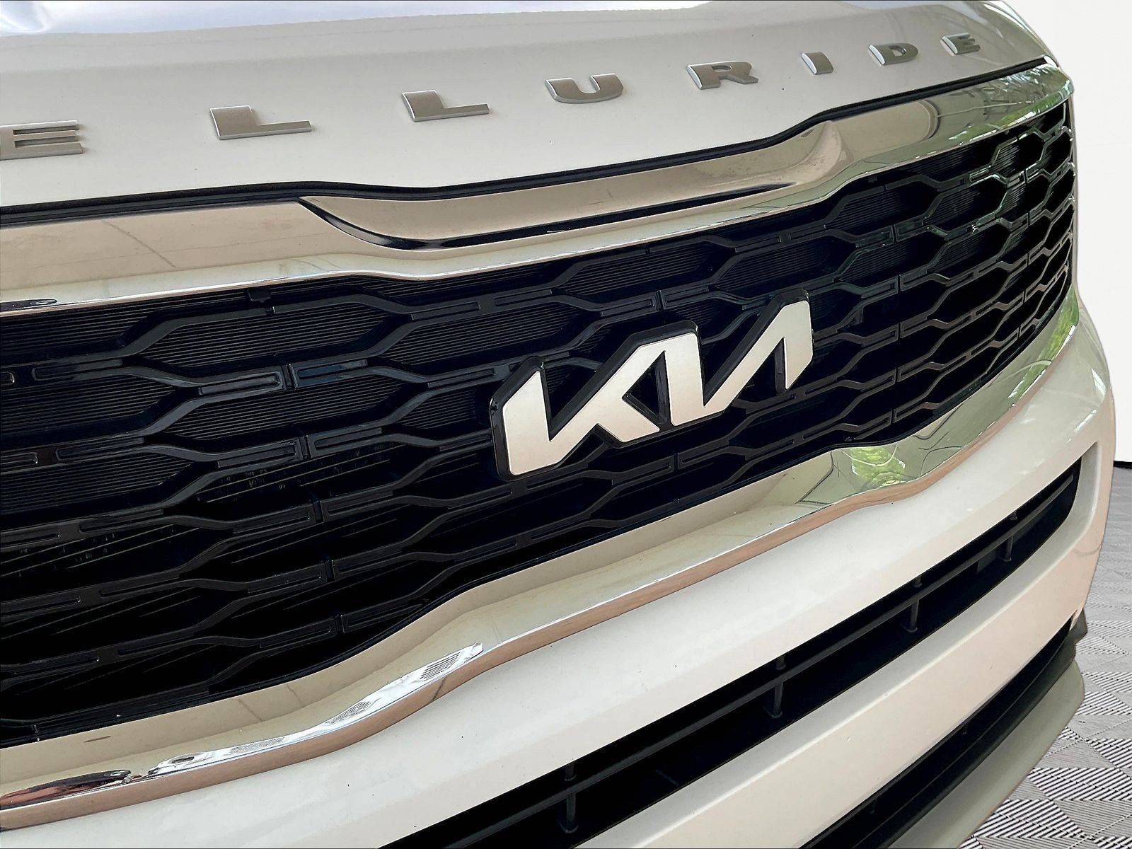 Used 2022 Kia Telluride LX AWD/4WD image 31