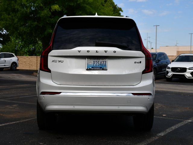 Used 2025 Volvo XC90 B6 Plus w/ Protection Package Premier AWD/4WD image 6