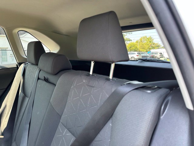Used 2021 Toyota RAV4 XLE FWD image 20