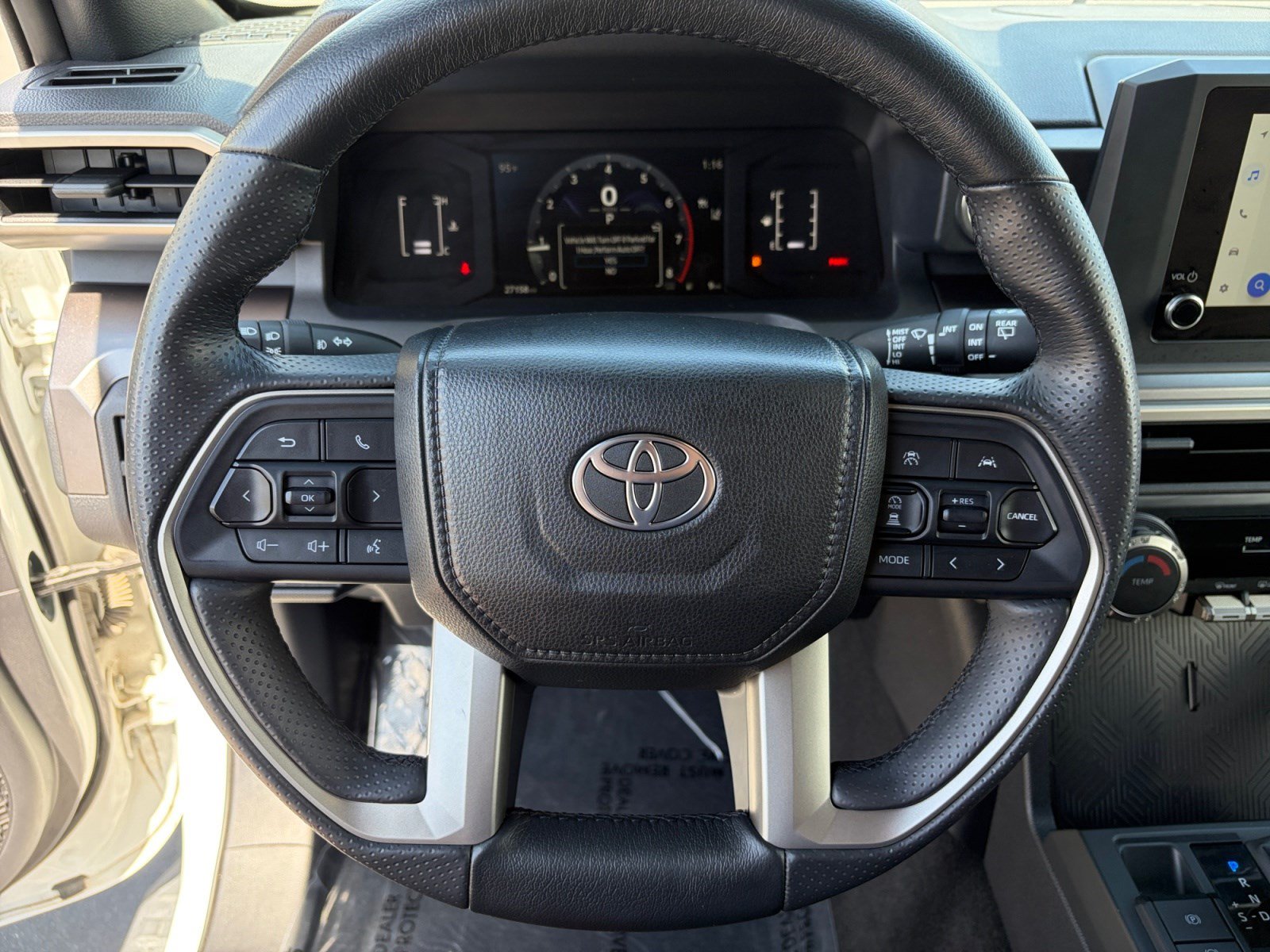 Certified 2025 Toyota 4Runner SR5 AWD/4WD image 12