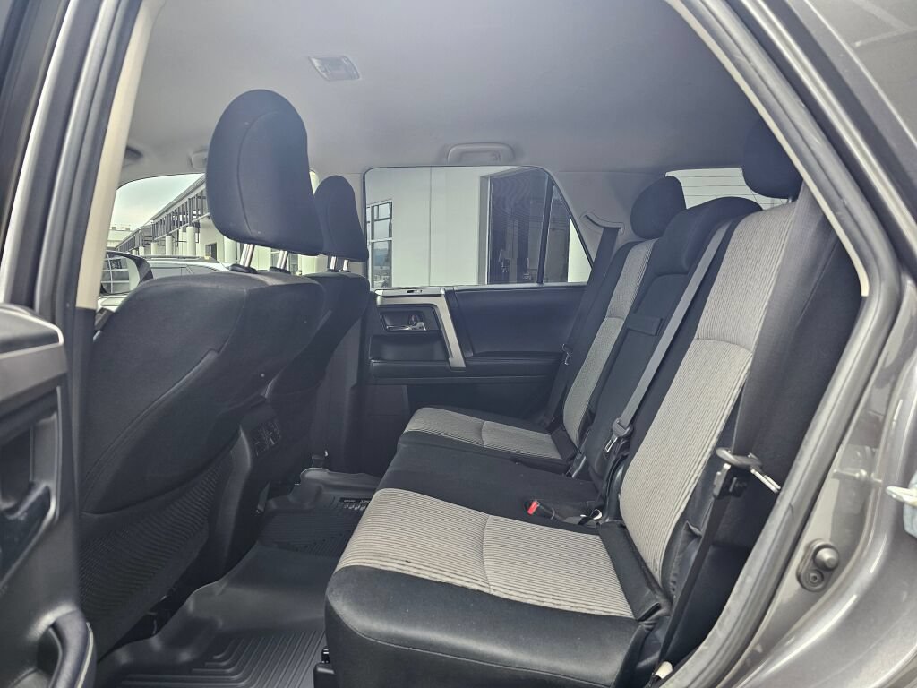 Used 2021 Toyota 4Runner SR5 AWD/4WD image 16