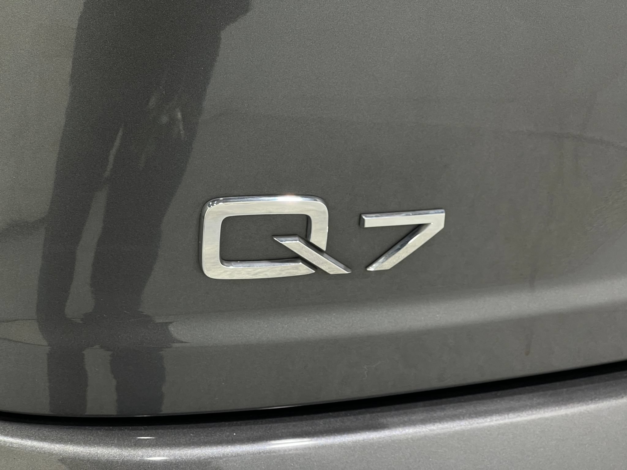 Used 2019 Audi Q7 2.0T Premium Plus AWD/4WD image 39