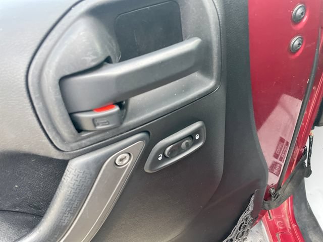 Used 2012 Jeep Wrangler Unlimited Sport AWD/4WD image 21