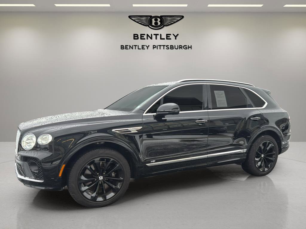 Used 2021 Bentley Bentayga image 1