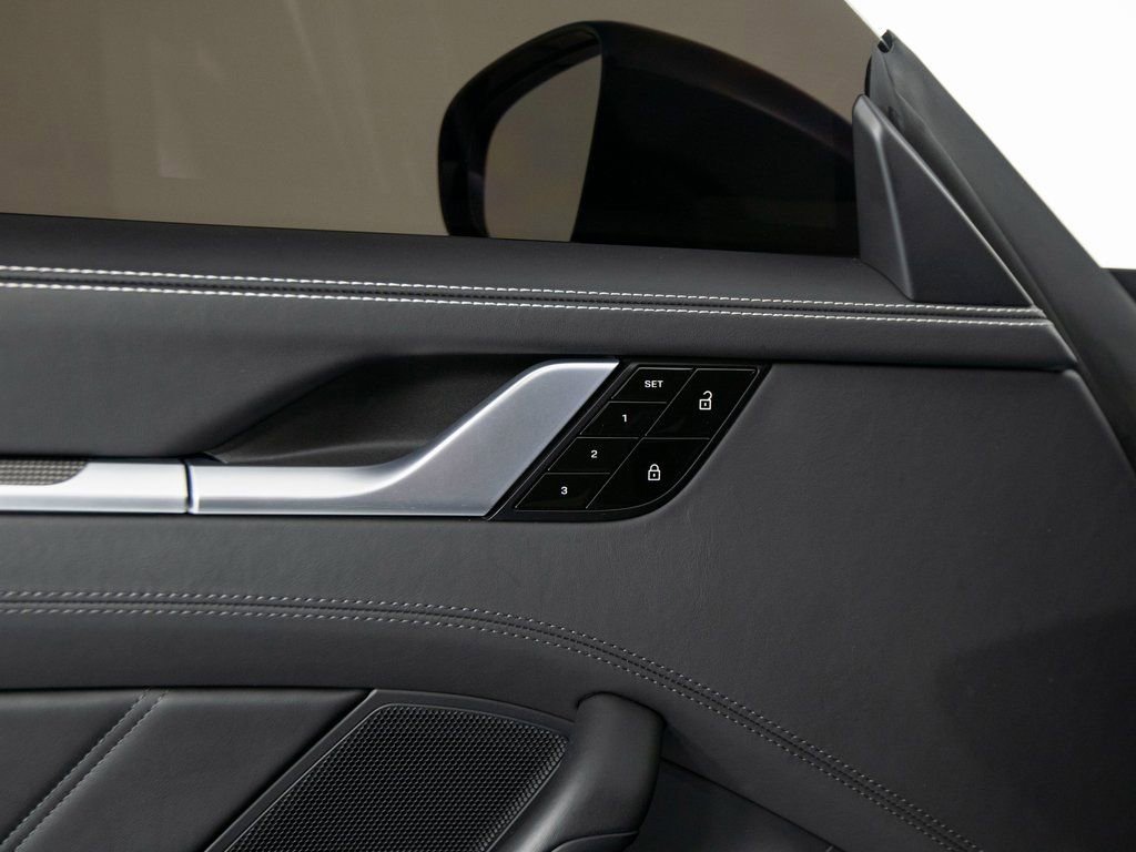 Certified 2021 Porsche 911 Turbo S AWD/4WD image 19