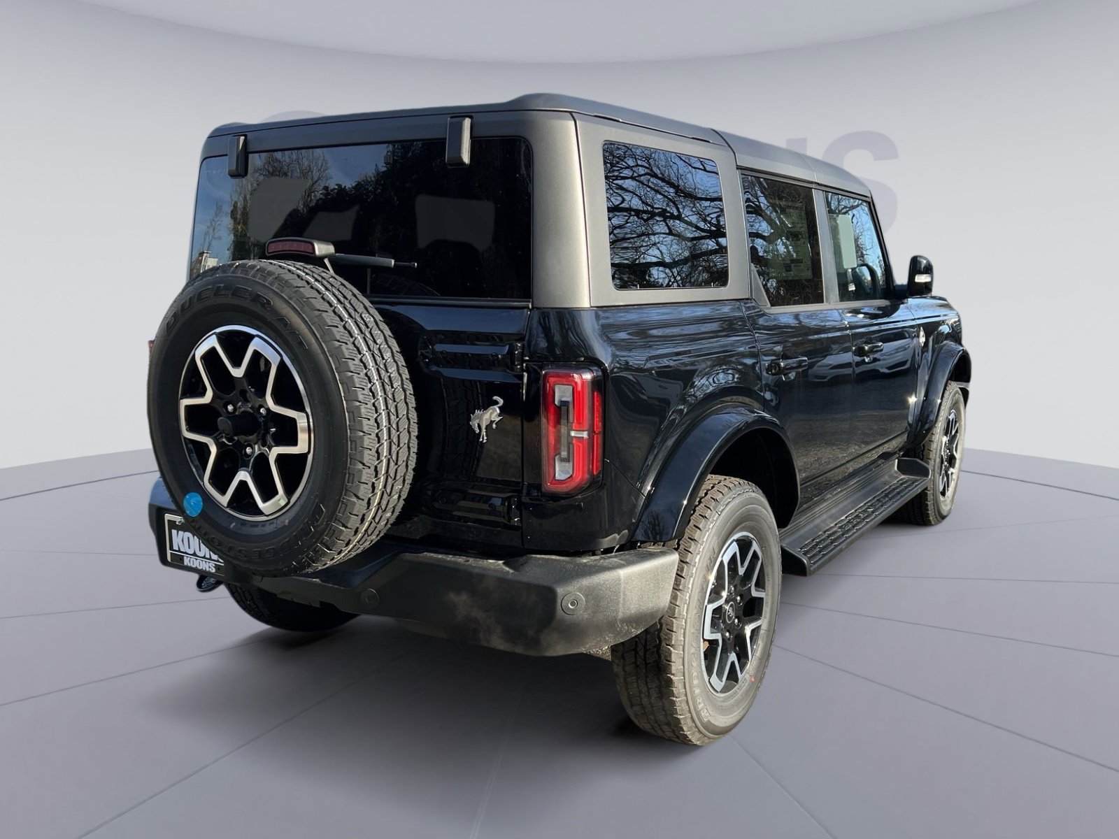 New 2025 Ford Bronco Outer Banks image 7