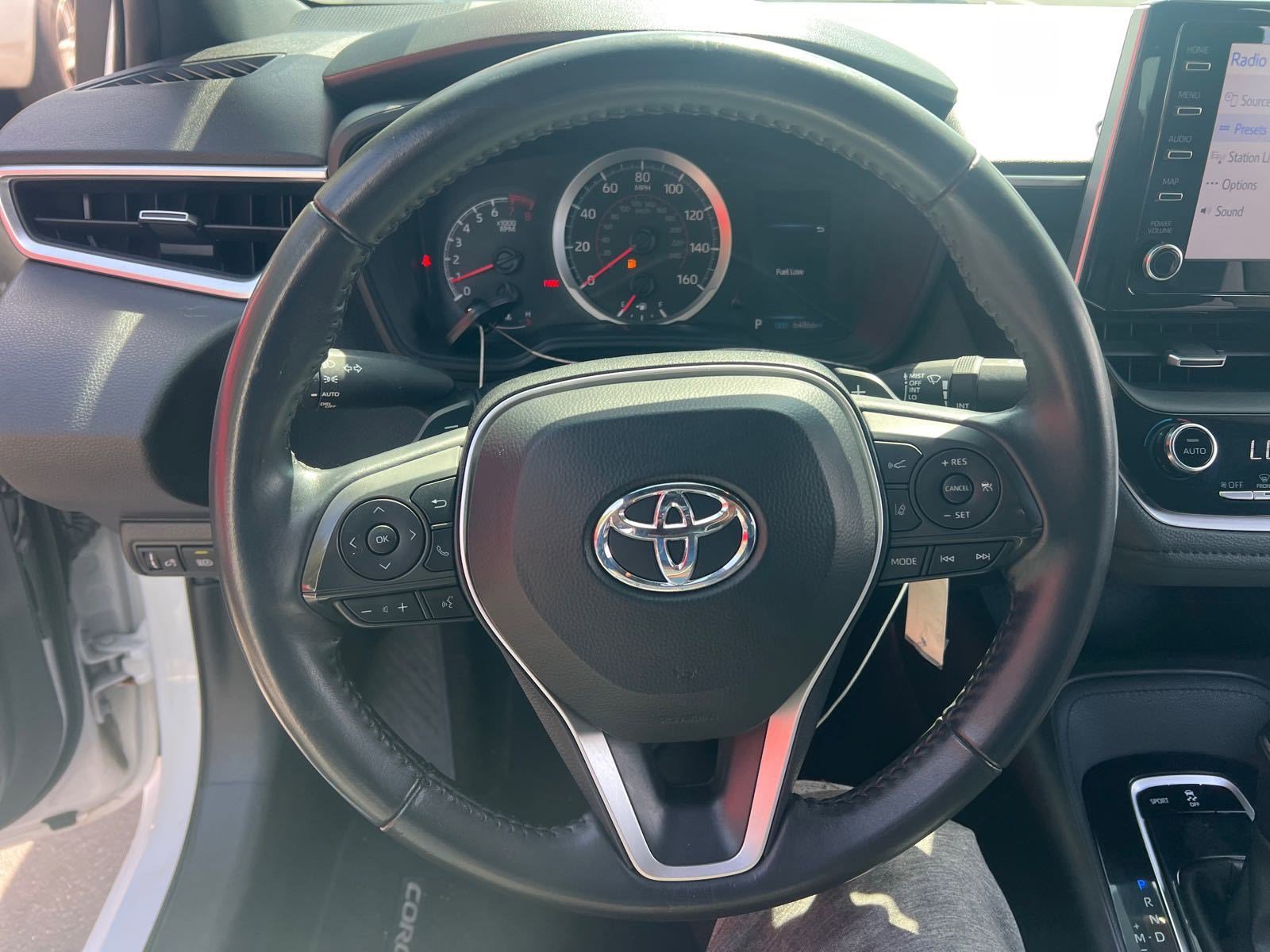 Used 2020 Toyota Corolla SE FWD image 13