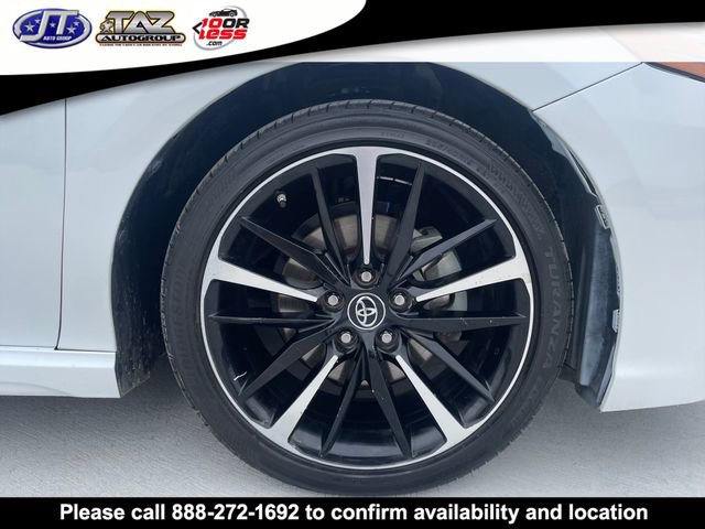 Used 2019 Toyota Camry XSE w/ Navigation Package FWD image 9