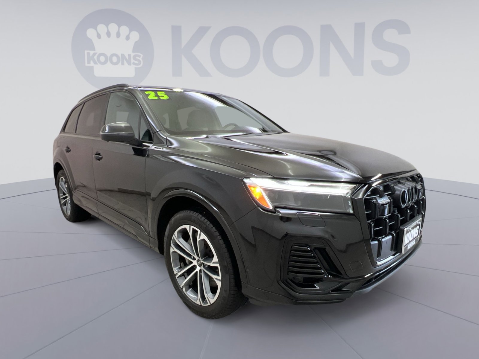 Used 2025 Audi Q7 2.0T Premium w/ Convenience Plus Package image 8