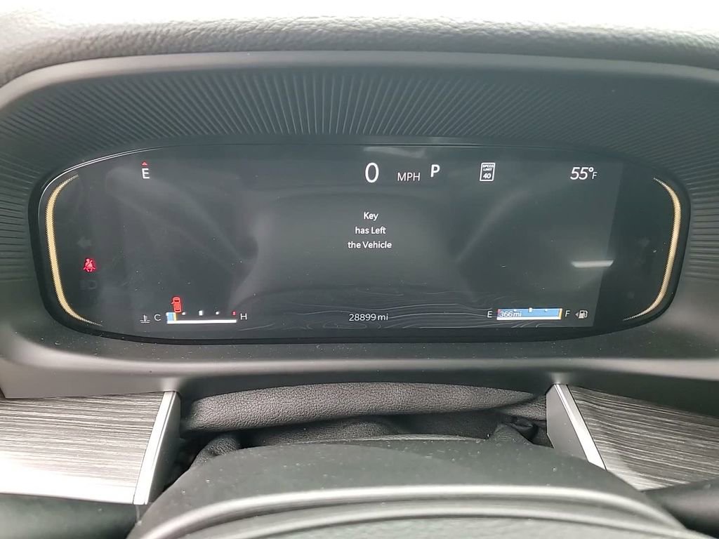 Certified 2024 Jeep Wagoneer Series III w/ Premium Group I image 29