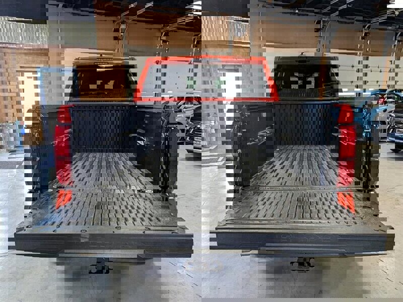 Used 2024 Toyota Tacoma TRD Off-Road image 10