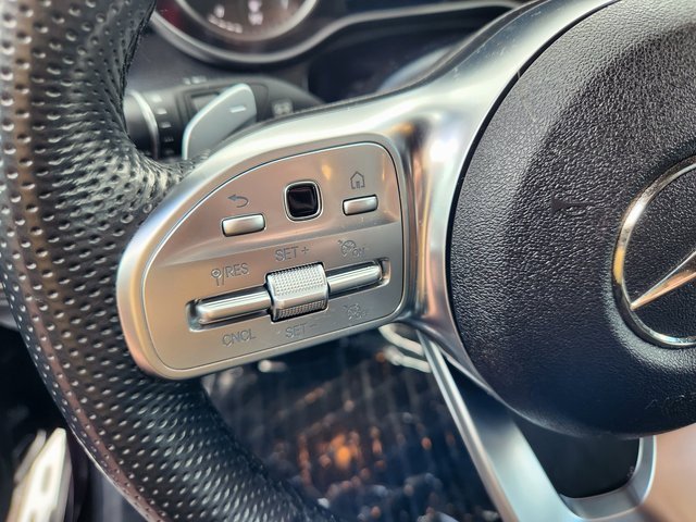 Used 2022 Mercedes-Benz GLC 300 4MATIC image 22