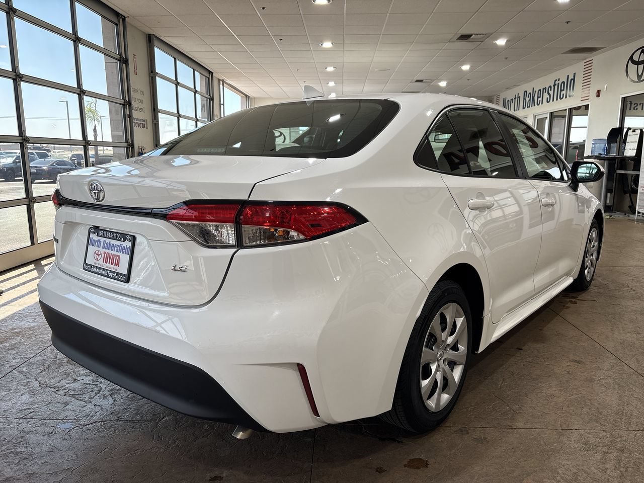 Certified 2024 Toyota Corolla LE FWD image 2