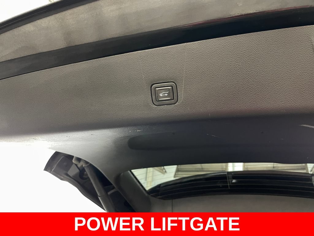 Used 2020 Chevrolet Traverse RS AWD/4WD image 46