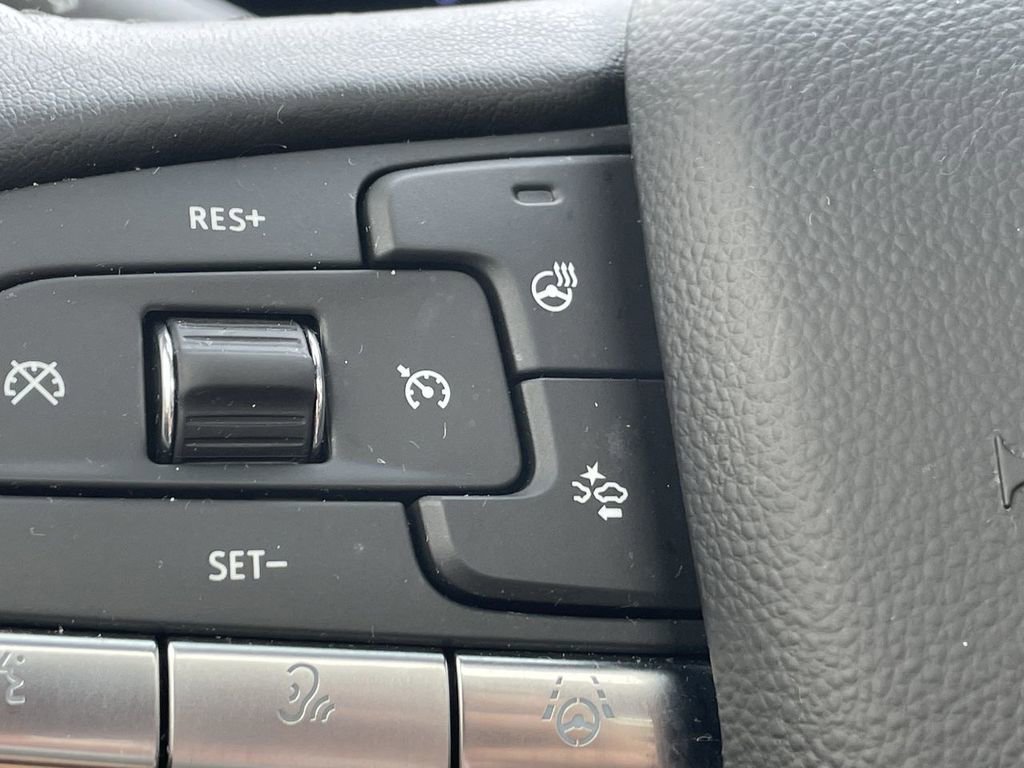 Used 2024 Cadillac Escalade Premium Luxury w/ LPO, Floor Liner Package image 34