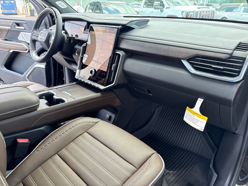 New 2026 GMC Acadia Denali Ultimate w/ LPO, Floor Liner Package AWD/4WD image 53