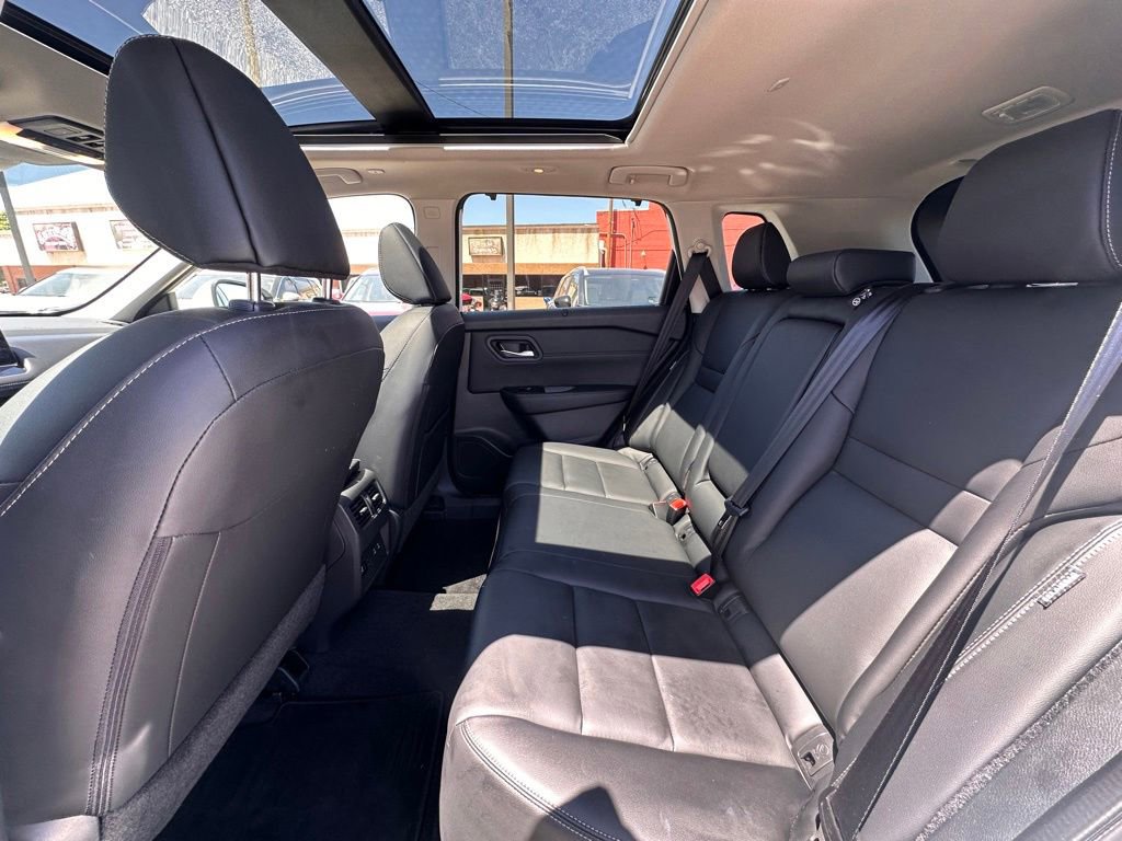 Certified 2024 Nissan Rogue SL w/ SL Premium Package FWD image 17