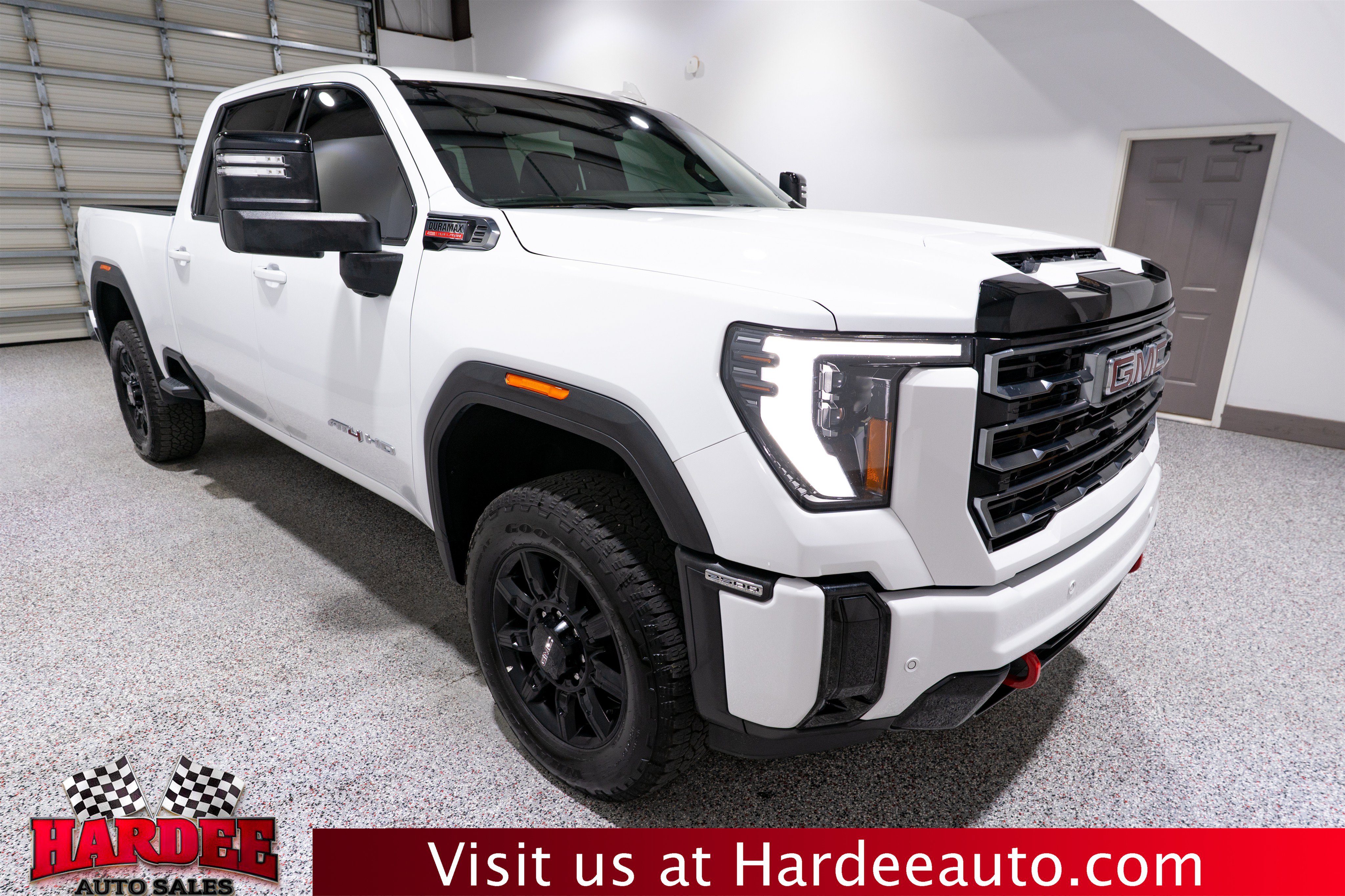 Used 2026 GMC Sierra 2500 AT4 AWD/4WD image 6