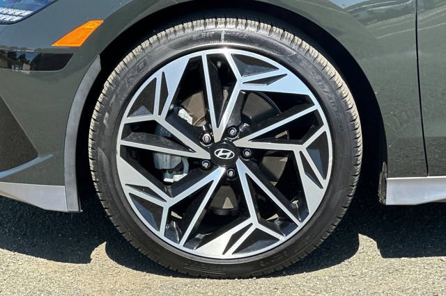 Used 2024 Hyundai Ioniq 6 Limited RWD image 34