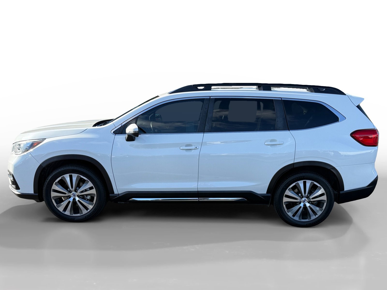 Used 2020 Subaru Ascent Limited w/ Technology Package image 2