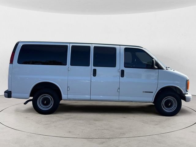 Used 2001 Chevrolet Express 2500 Passenger w/ Convenience Pkg RWD image 6