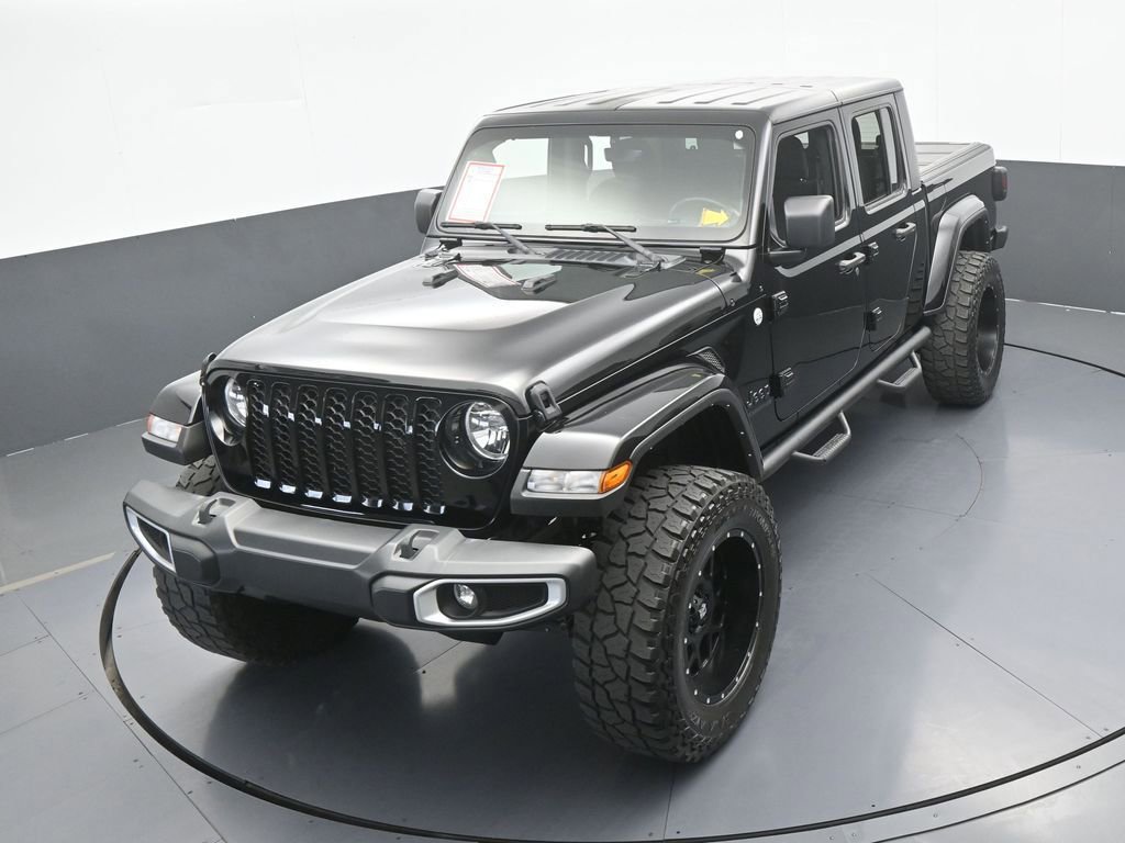 Used 2021 Jeep Gladiator Sport AWD/4WD image 42