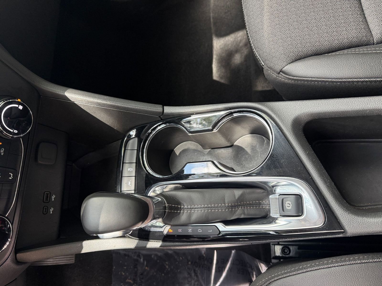 Used 2025 Buick Encore GX Preferred FWD image 38