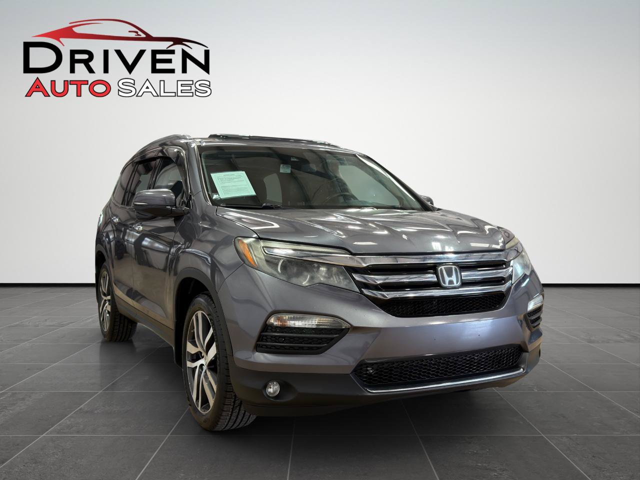 Used 2016 Honda Pilot Touring image 7