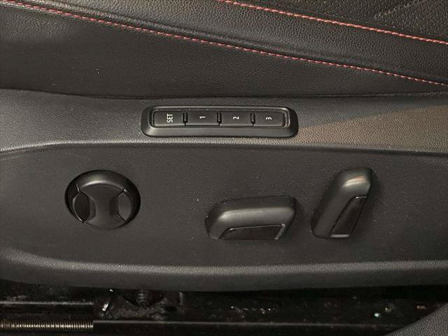 Used 2020 Volkswagen Jetta GLI Autobahn FWD image 11