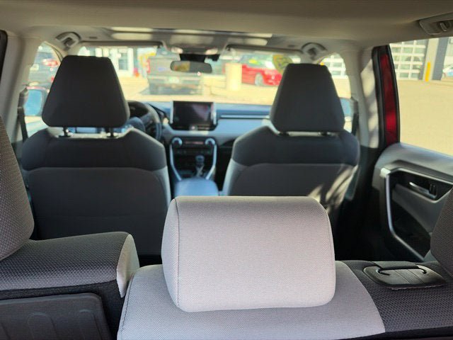 Used 2023 Toyota RAV4 XLE w/ Convenience Package AWD/4WD image 10