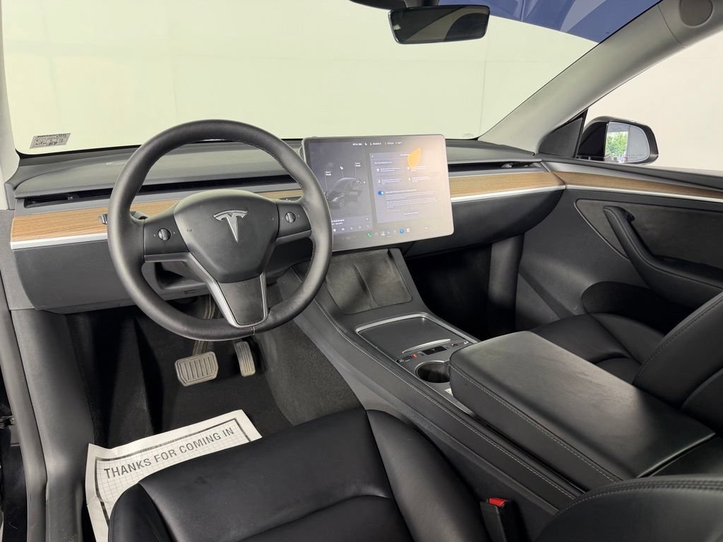 Used 2024 Tesla Model Y Long Range AWD/4WD image 12