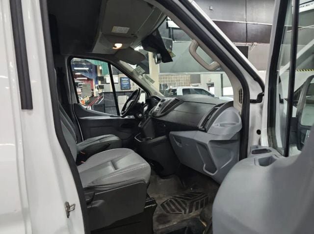 Used 2015 Ford Transit 250 148 Medium Roof image 13