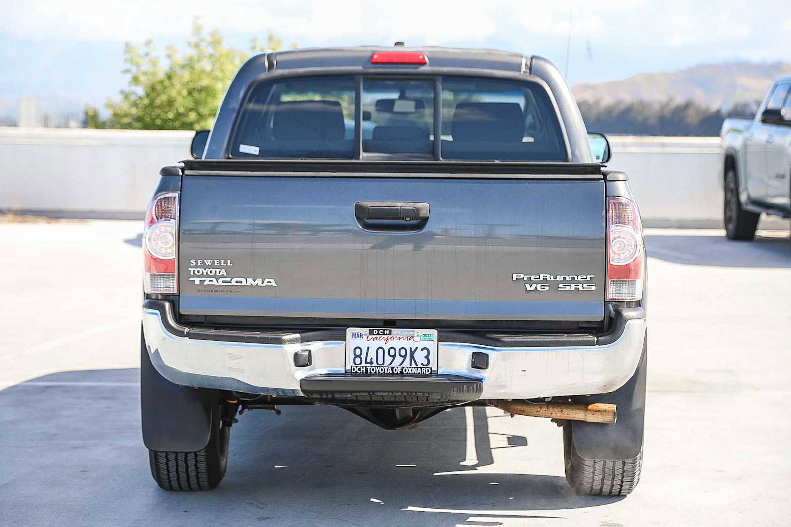 Used 2011 Toyota Tacoma PreRunner w/ SR5 Pkg #2 RWD image 6