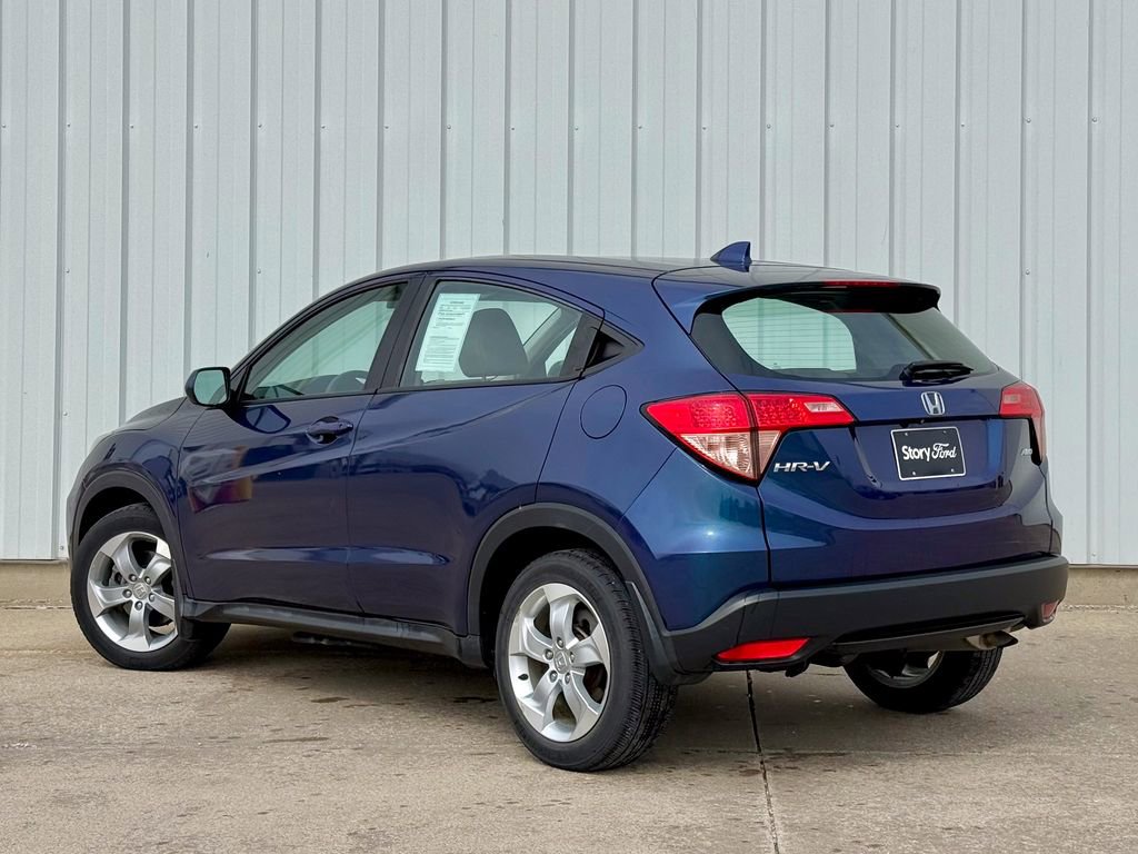 Used 2016 Honda HR-V LX image 4