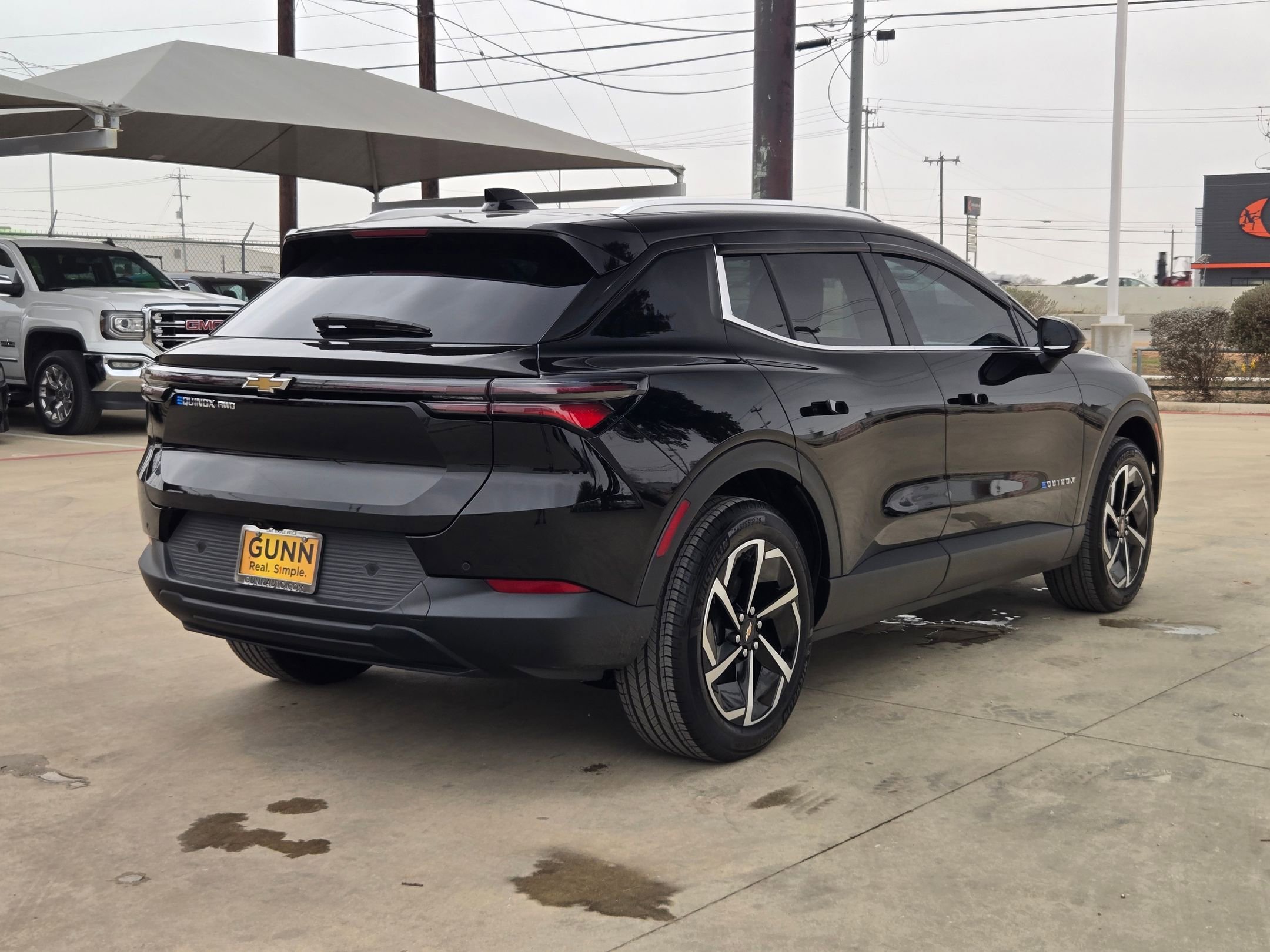 Used 2026 Chevrolet Equinox EV LT image 3